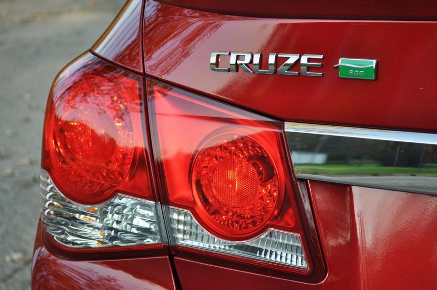  Chevrolet Cruze Eco 2012 года  (фото 35 из 40)